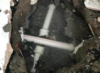 大连市阳台漏水维修公司为您分享楼上楼下漏水怎么处理